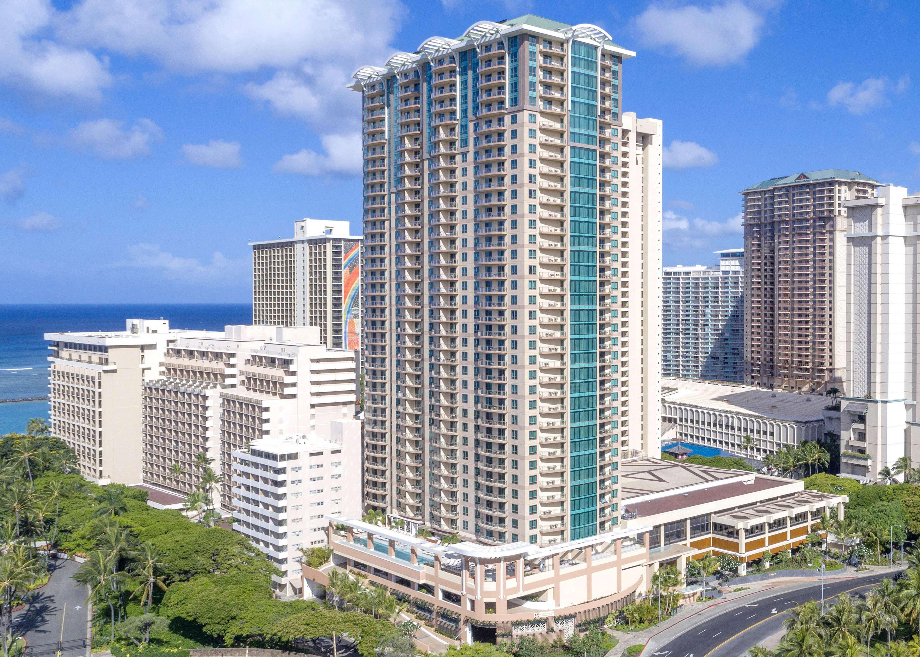 Отель Hilton Grand Vacation Club The Grand Islander Waikiki Гонолулу Экстерьер фото