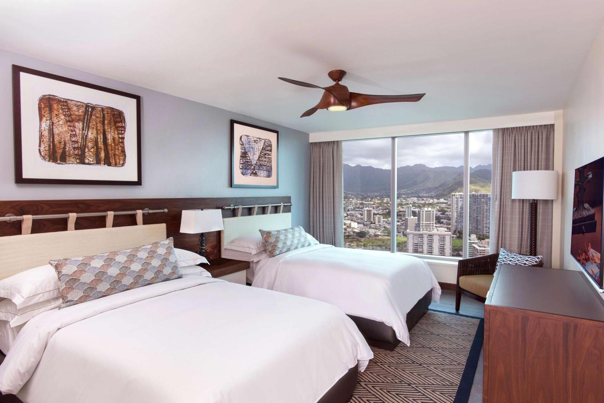 Отель Hilton Grand Vacation Club The Grand Islander Waikiki Гонолулу Экстерьер фото